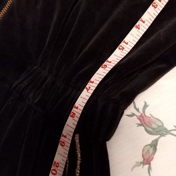 Vintage Black Jump with gold trim - Picture 8 of 15